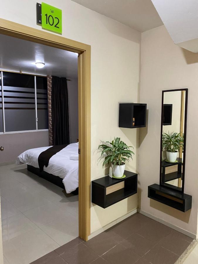 Hotel Wampushkar Zamora Екстер'єр фото