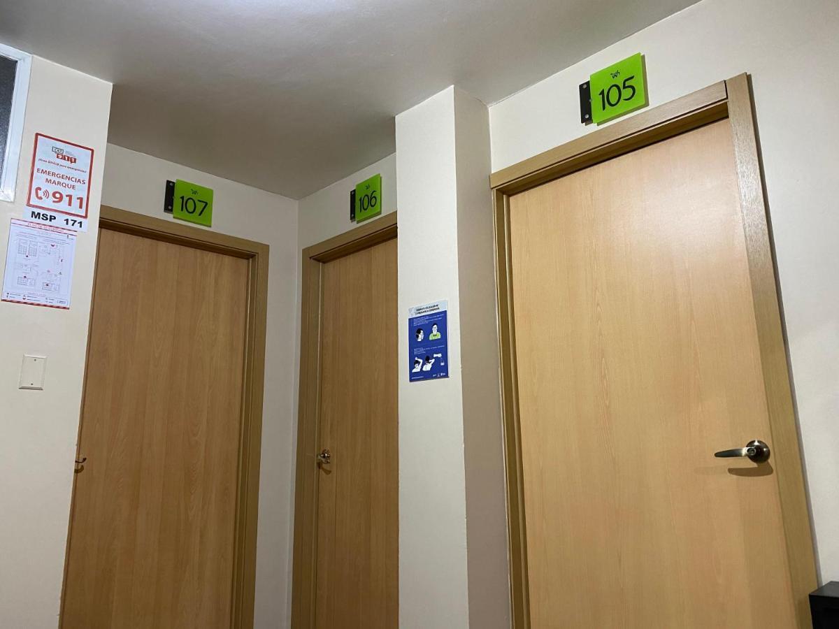 Hotel Wampushkar Zamora Екстер'єр фото