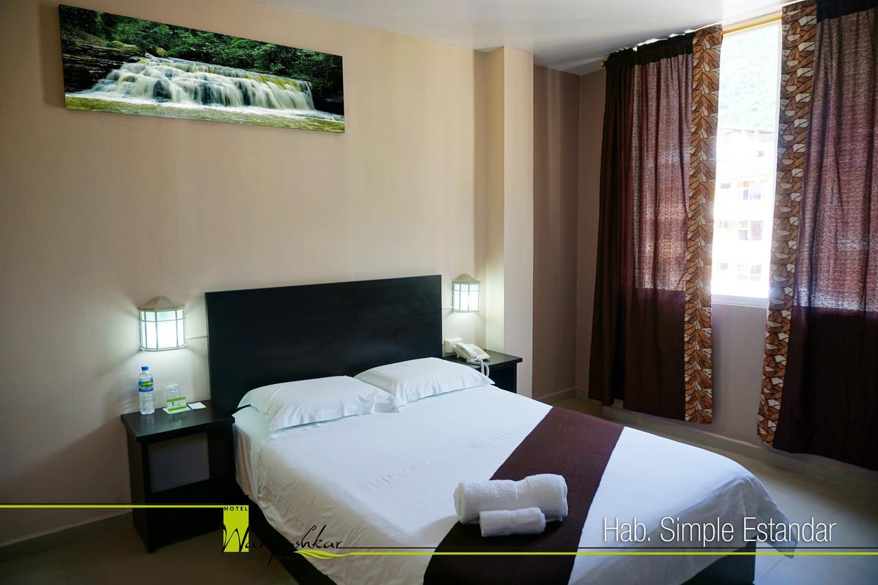 Hotel Wampushkar Zamora Екстер'єр фото